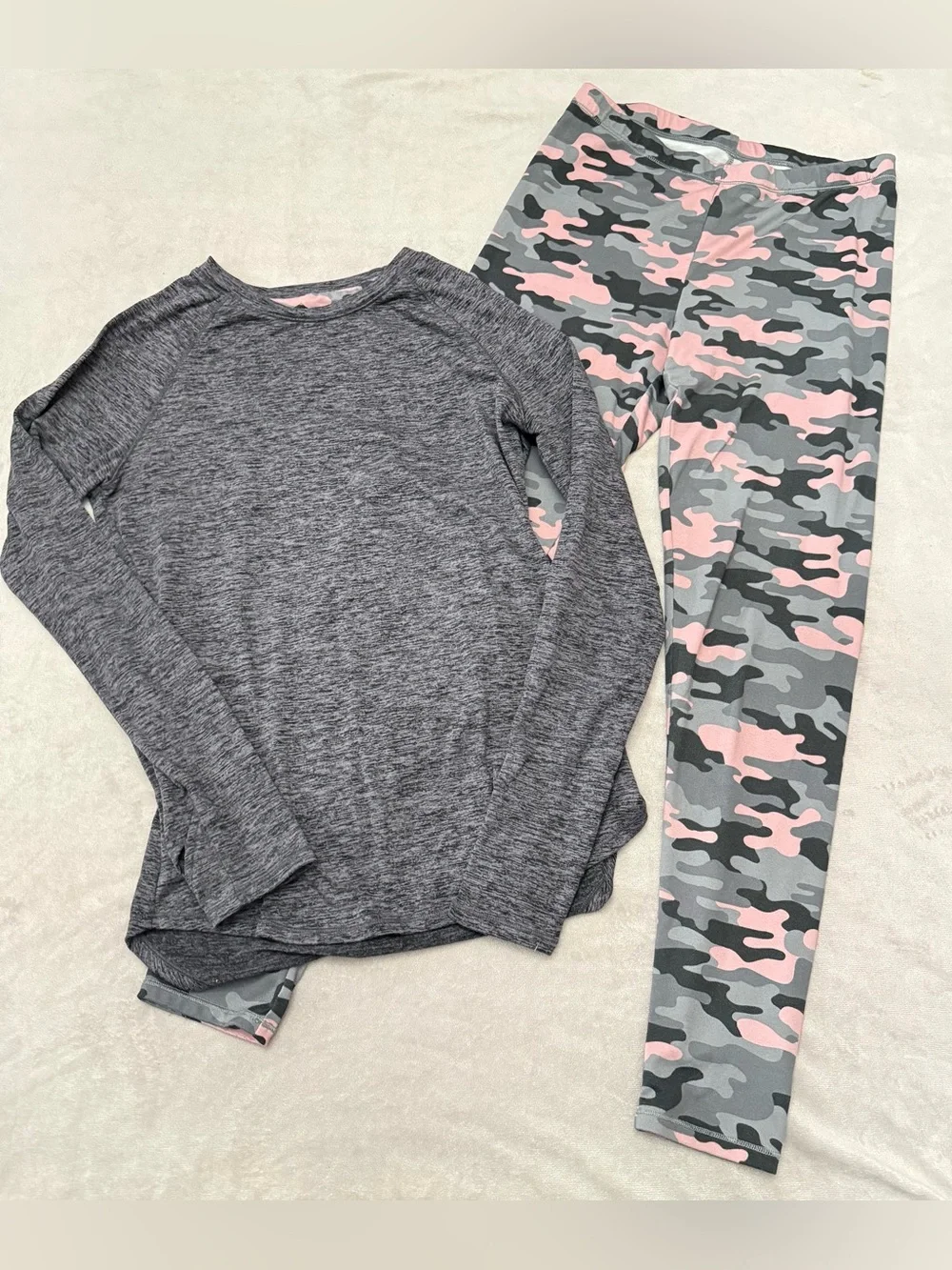 Climate Right Cuddl Duds Womens Size Small Pajama Set Gray Pink Camo Lounge Wear